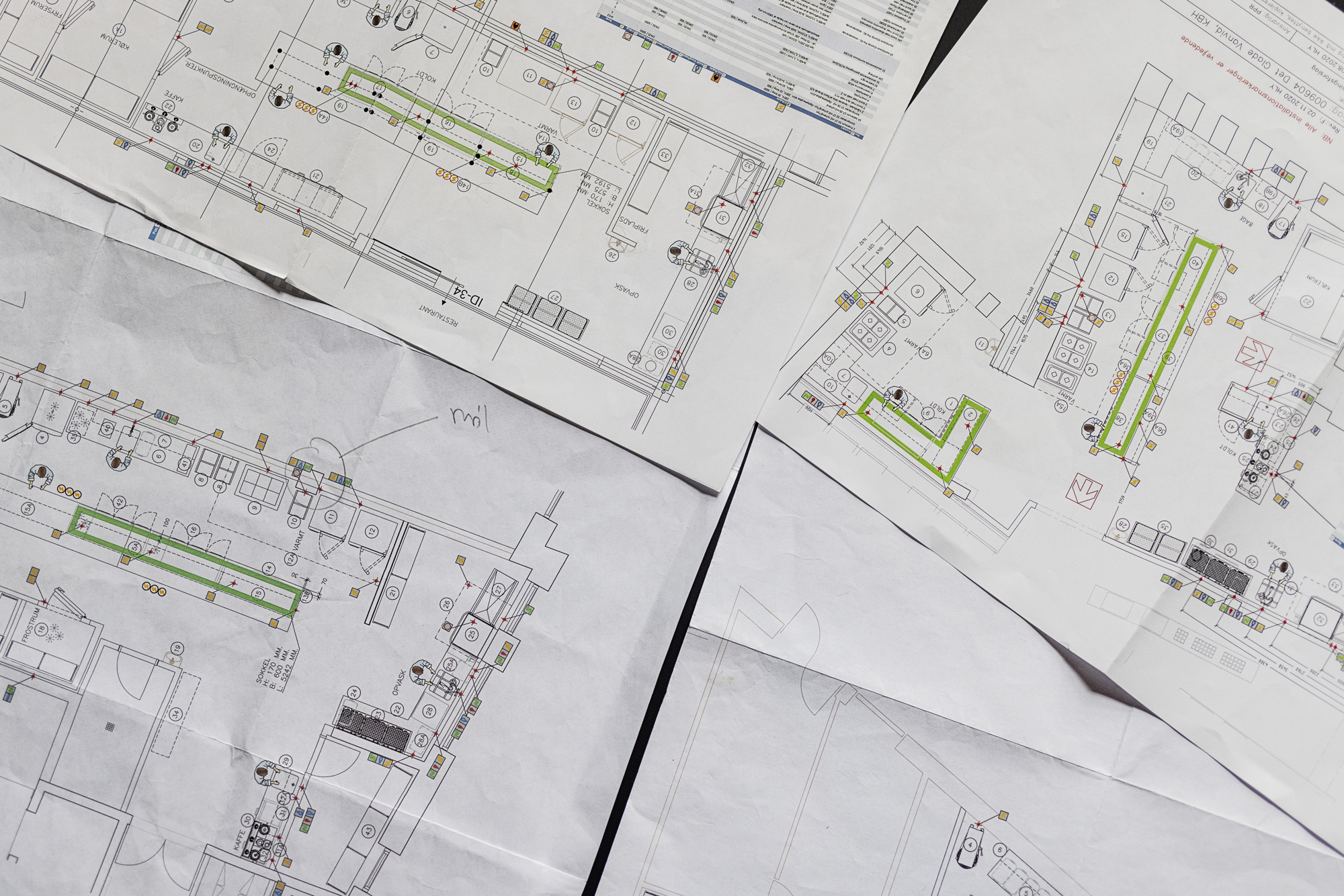 Det glade vanvid køkkentegninger